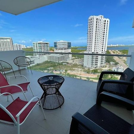 Malecon Americas By Andiani Travel Cancún Exterior foto